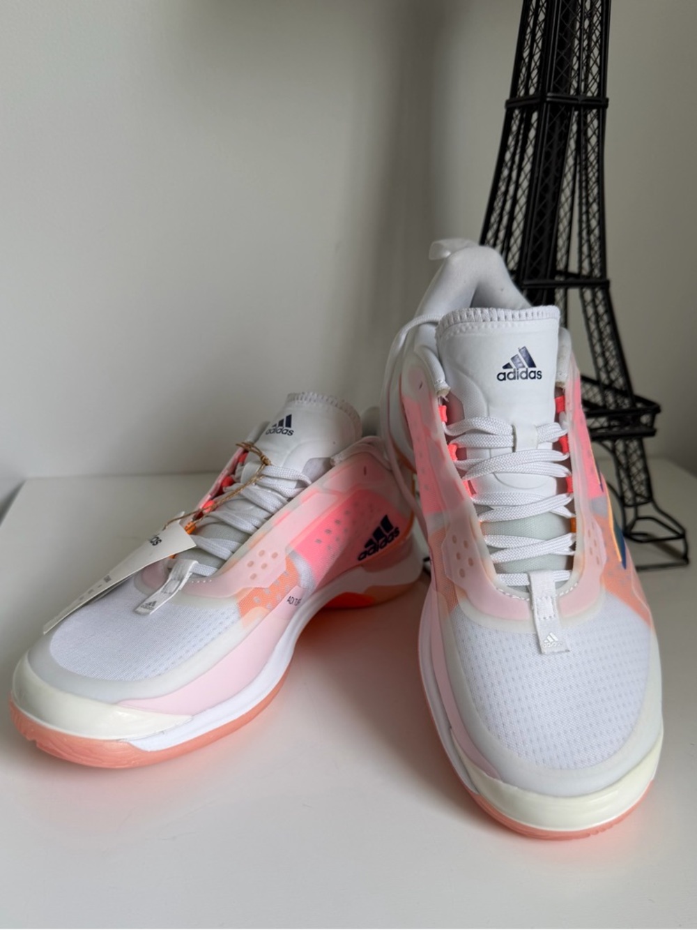 adidas Women’s Avacourt White & Pink Gradient Training Sneakers